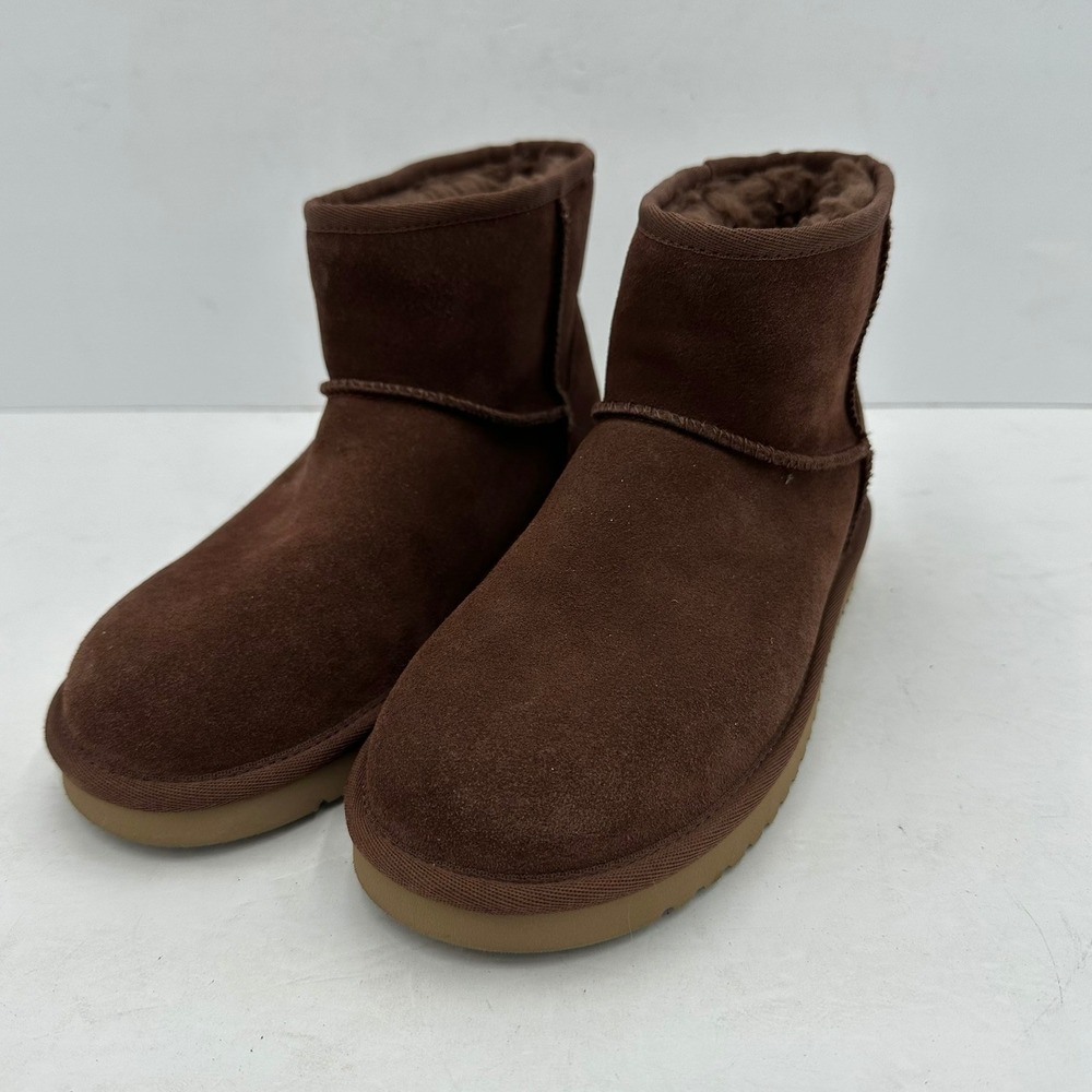 Koolaburra by UGG Victoria Mini Chocolate Brown Suede Ankle Boots Womens Size 7